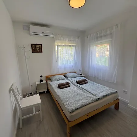 Budatava Vendeghaz Balatonalmádi